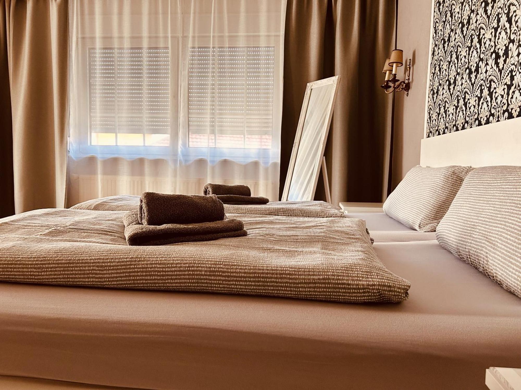 Casa Rehse I Stilvolles Apartment I 24H-Self-Check-In I Kostenlos Parken & Wlan I 55-Zoll-Smart&Kabel-Tv I Oepnv Ерфурт Екстер'єр фото