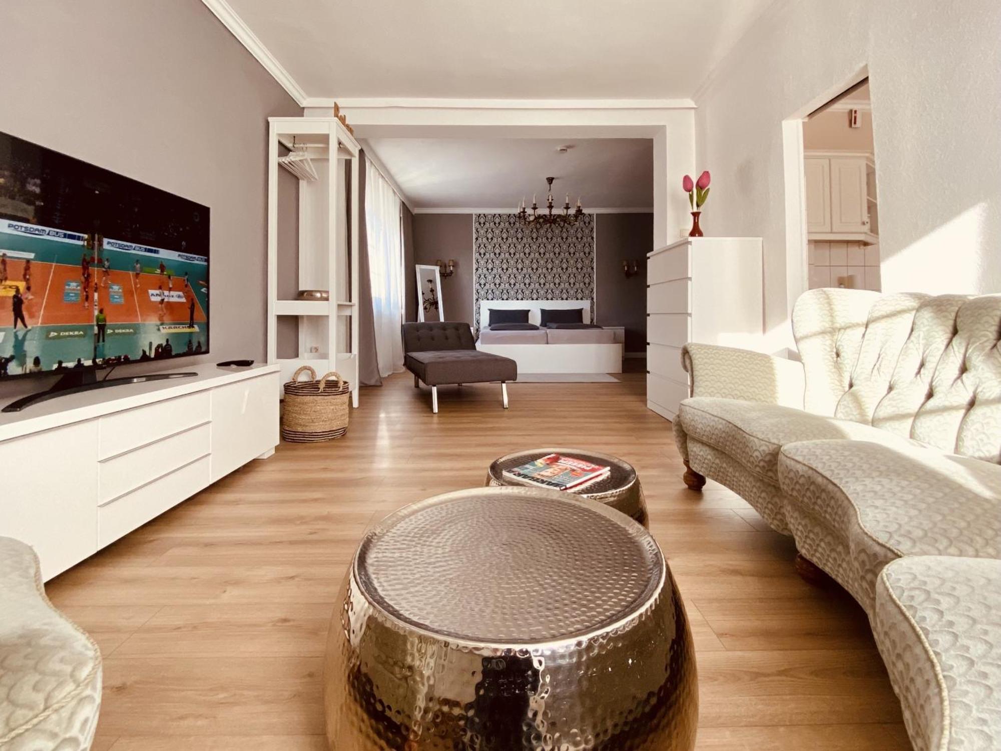 Casa Rehse I Stilvolles Apartment I 24H-Self-Check-In I Kostenlos Parken & Wlan I 55-Zoll-Smart&Kabel-Tv I Oepnv Ерфурт Екстер'єр фото